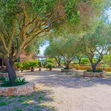 Villa Cortera 1 *